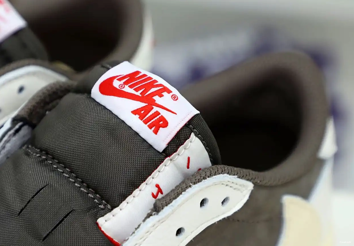 MOCHA X SCOTT 1 JORDAN TRAVIS OG AIR REVERSE LOW 0619